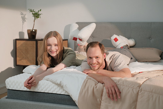 Как спят счастливые пары: советы по совместному сну